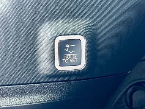 New 2026 Jeep Grand Cherokee Altitude AWD/4WD image 35