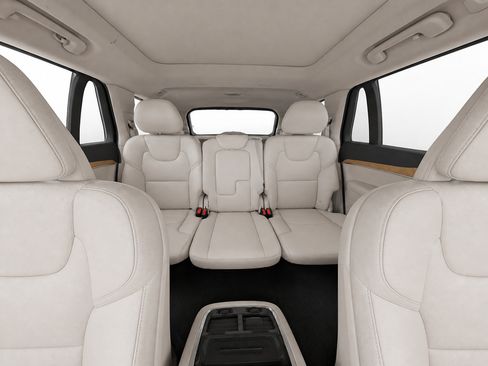 Used 2022 Volvo XC90 T5 Momentum w/ Climate Package FWD image 18