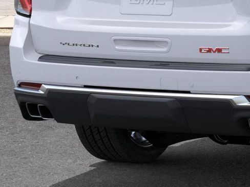 New 2026 GMC Yukon XL Denali w/ Denali Reserve Package AWD/4WD image 38