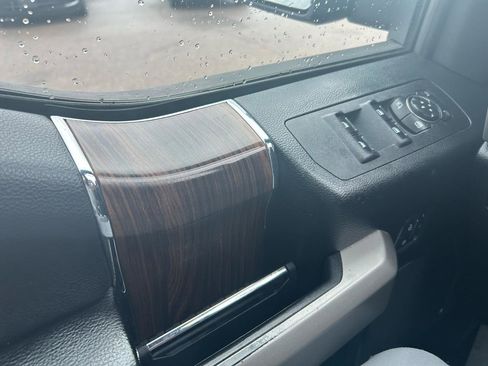 Used 2016 Ford F150 Lariat w/ Equipment Group 502A Luxury image 32