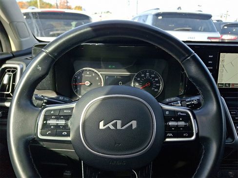 Used 2022 Kia Sorento S image 20