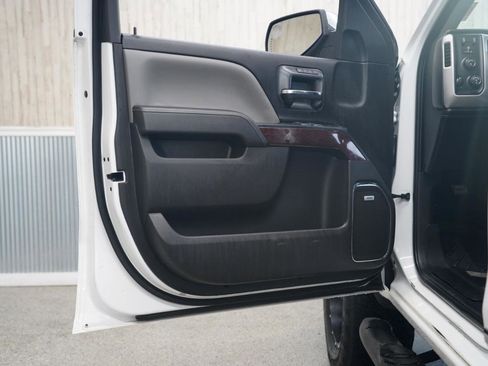 Used 2018 GMC Sierra 1500 SLT AWD/4WD image 29