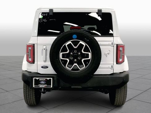 New 2025 Ford Bronco Outer Banks image 4