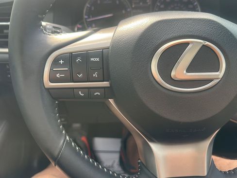 Used 2016 Lexus ES 350 w/ Accessory Package FWD image 23