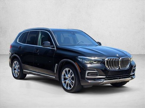 Used 2023 BMW X5 xDrive40i w/ Premium Package AWD/4WD image 3