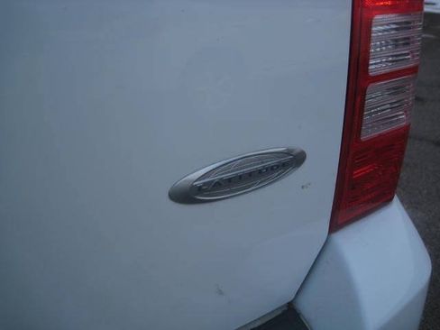 Used 2016 Jeep Patriot Latitude AWD/4WD image 10