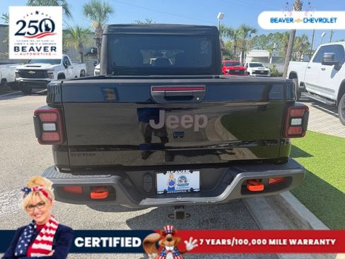 Used 2022 Jeep Gladiator Mojave w/ LED Lighting Group AWD/4WD image 5