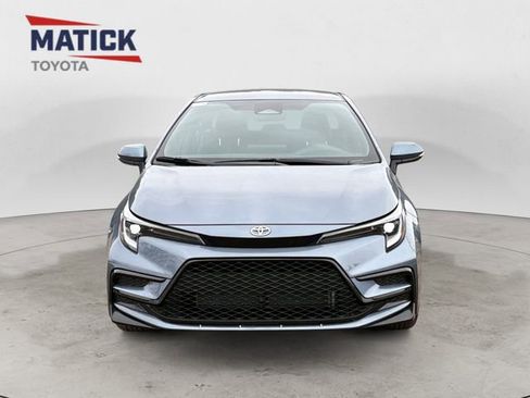 New 2026 Toyota Corolla SE image 2