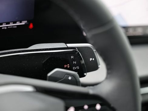 New 2026 Audi Q3 quattro 2.0T AWD/4WD image 40