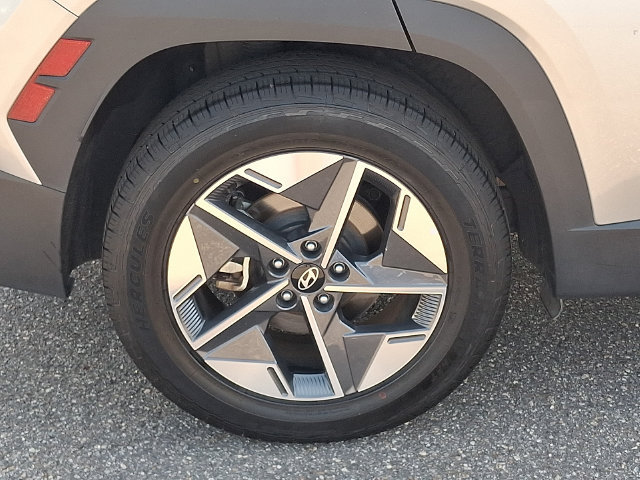 Used 2025 Hyundai Tucson SEL FWD image 30