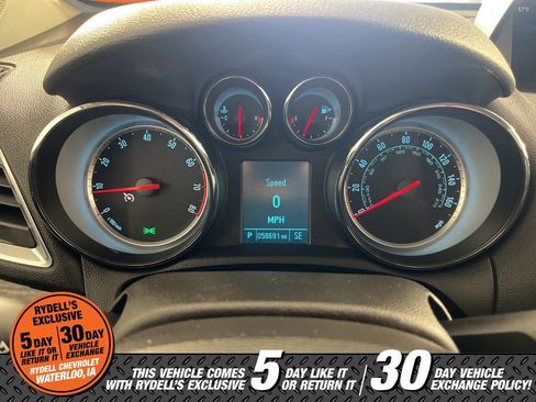 Used 2013 Buick Encore Convenience AWD/4WD image 31