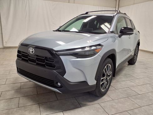 New 2026 Toyota Corolla Cross XLE image 3