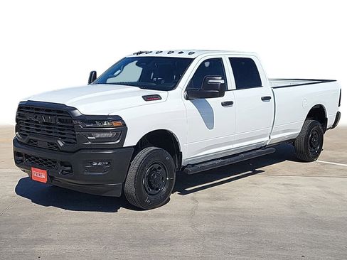 New 2026 RAM 2500 Tradesman AWD/4WD image 1