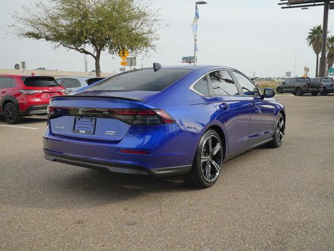 Used 2025 Honda Accord Sport image 5