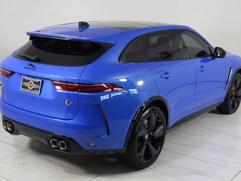 Used 2024 Jaguar F-PACE SVR image 85