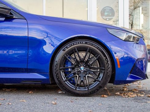 Used 2025 BMW M5 w/ Carbon Package image 5