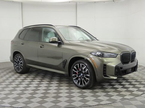 Used 2026 BMW X5 xDrive40i w/ M Sport Package AWD/4WD image 4