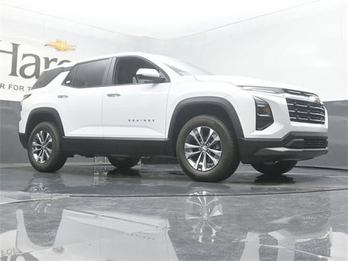 New 2026 Chevrolet Equinox LT w/ LPO, Floor Liner Package image 2