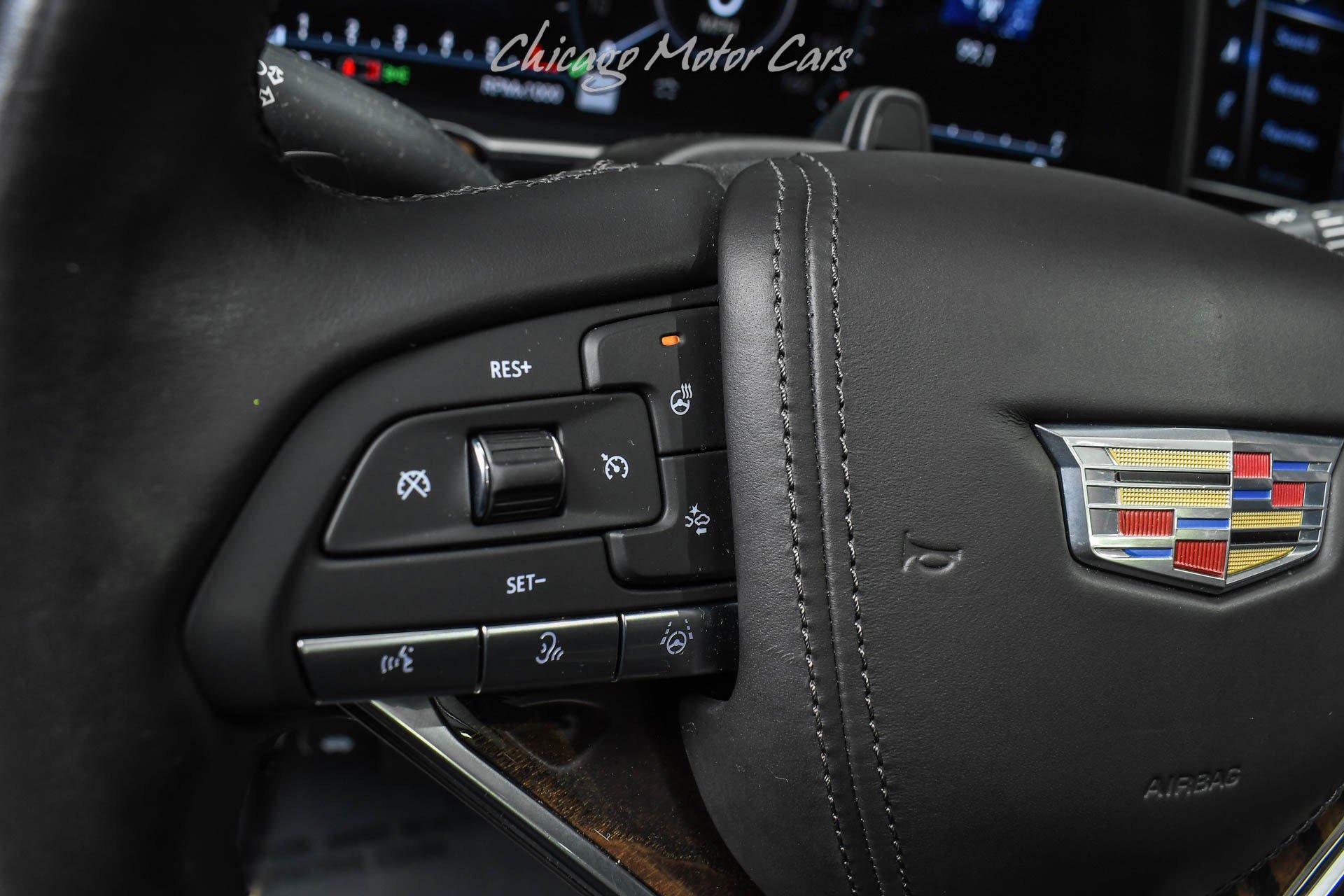Used 2021 Cadillac Escalade Sport Platinum w/ LPO, ONYX Package AWD/4WD image 10