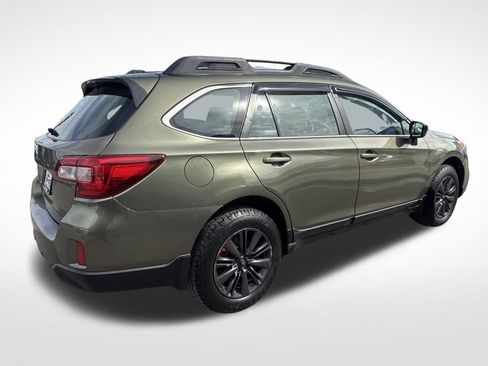 Used 2015 Subaru Outback 2.5i image 5
