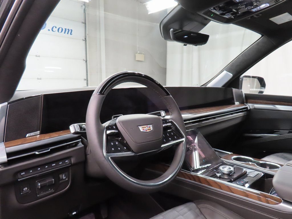 Used 2026 Cadillac Escalade Platinum Sport w/ LPO, Floor Liner Package AWD/4WD image 52