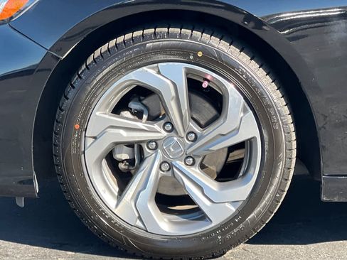 Used 2018 Honda Accord EX-L image 27