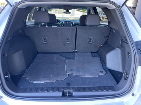 Used 2022 Chevrolet Equinox LT image 24