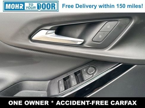 Used 2025 Chevrolet Equinox LT w/ Convenience Package II image 23