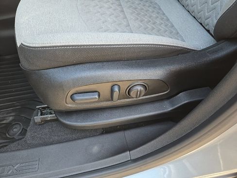 Used 2023 Chevrolet Equinox LS w/ LS Convenience Package FWD image 37