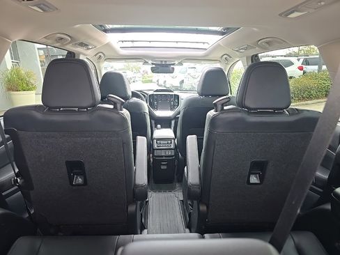 Used 2023 Subaru Ascent Limited w/ Technology Package image 34