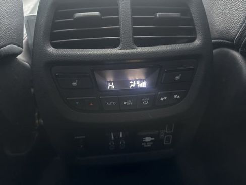 Used 2022 Honda Pilot Touring image 29