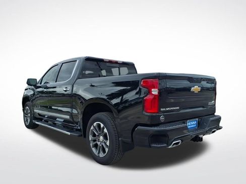 New 2026 Chevrolet Silverado 1500 High Country w/ Technology Package RWD image 5
