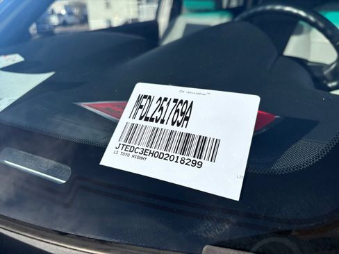 Used 2013 Toyota Highlander Limited image 23