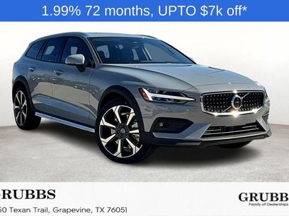 New 2026 Volvo V60 B5 Cross Country Ultra w/ Climate Package
