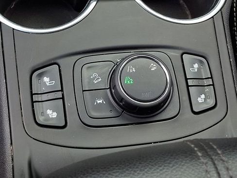 Used 2022 GMC Terrain SLE w/ Driver Convenience Package AWD/4WD image 24
