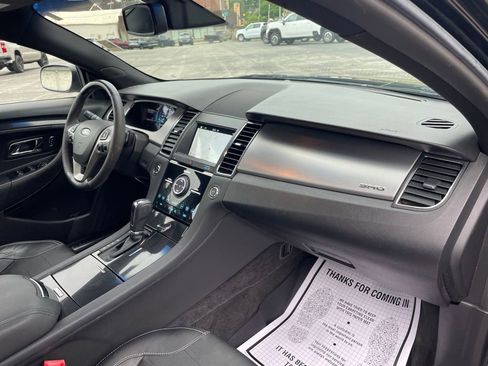 Used 2016 Ford Taurus SHO w/ Equipment Group 401A AWD/4WD image 32