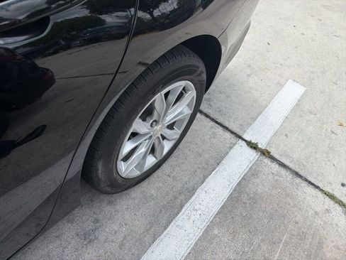 Used 2024 Chevrolet Malibu LT image 5