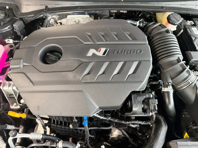 New 2026 Hyundai Elantra N FWD image 32