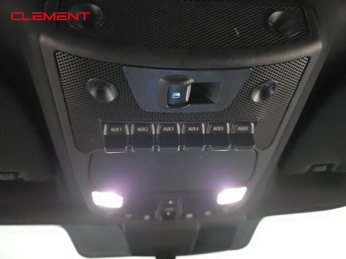 Used 2019 Ford F150 Raptor w/ Equipment Group 802A Luxury image 25