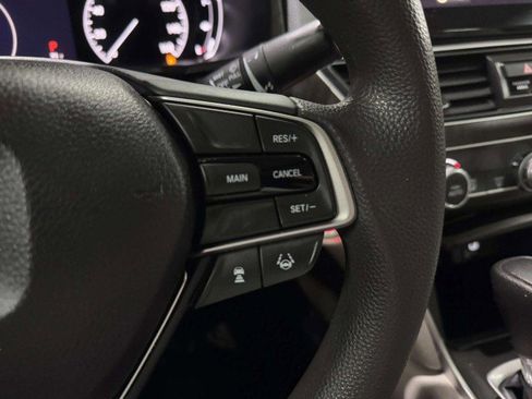 Used 2019 Honda Accord EX image 19