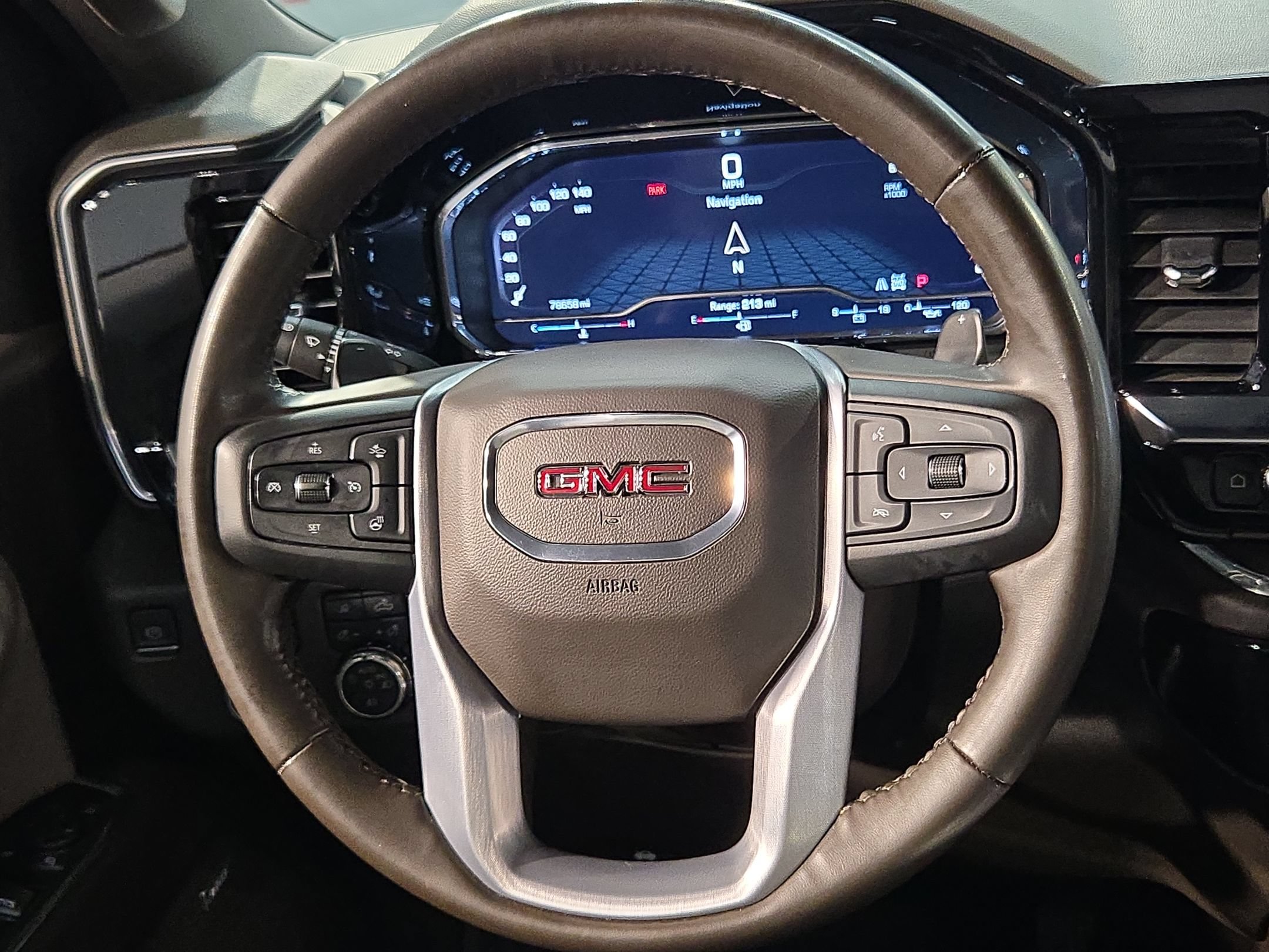 Used 2023 GMC Sierra 1500 SLT w/ SLT Convenience Package AWD/4WD image 26