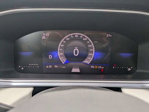 New 2026 Volkswagen Taos SE FWD image 27