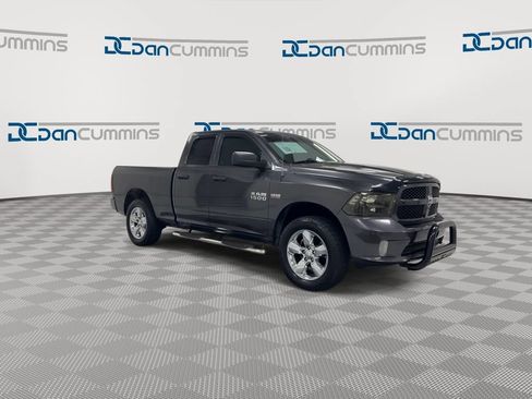 Used 2018 RAM 1500 Express w/ Express Value Package AWD/4WD image 2
