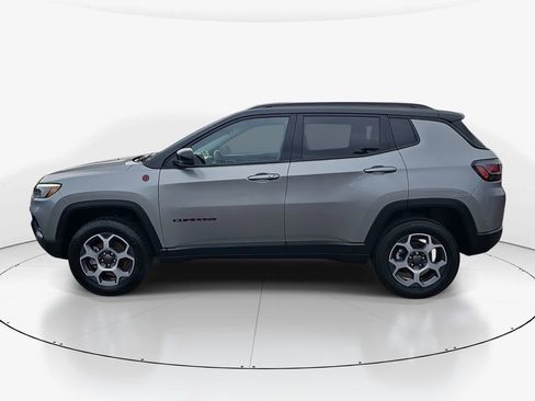 Used 2022 Jeep Compass Trailhawk w/ Trailhawk Elite Group image 8
