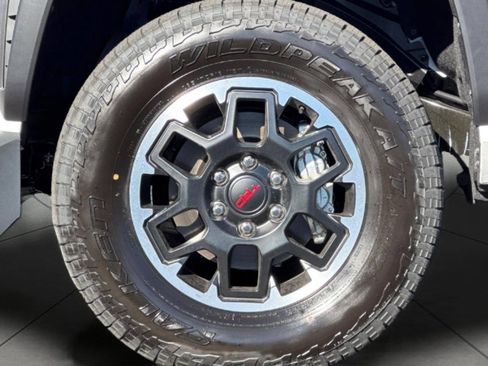 New 2025 Toyota Tacoma TRD Off-Road image 27