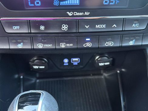 Used 2017 Hyundai Tucson SE Plus AWD/4WD image 22