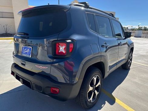 Used 2022 Jeep Renegade Trailhawk w/ Trailer Tow Group image 5
