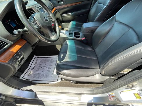 Used 2013 Subaru Outback 2.5i Limited AWD/4WD image 22