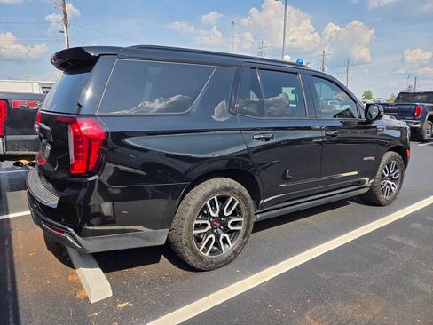 Used 2021 GMC Yukon AT4 w/ AT4 Premium Plus Package AWD/4WD image 10
