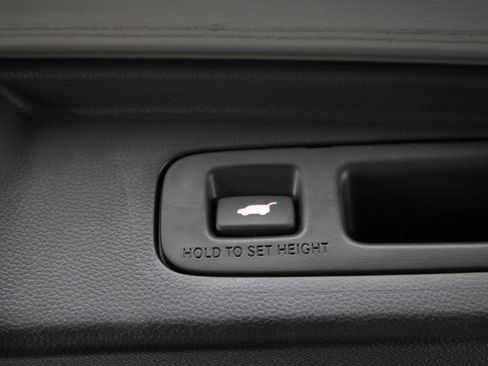 Used 2023 Honda CR-V EX-L image 17